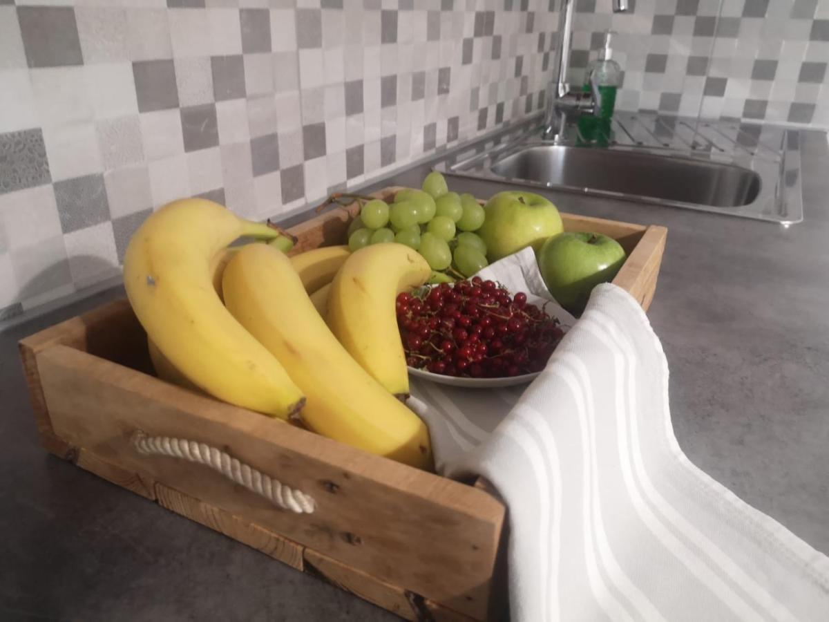 Apartma Lena *